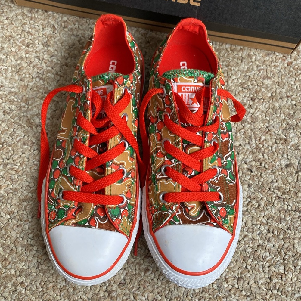Converse - Picture 2 of 7
